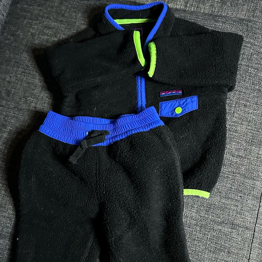 Baby GAP Black Fleece jacket and pants with booties